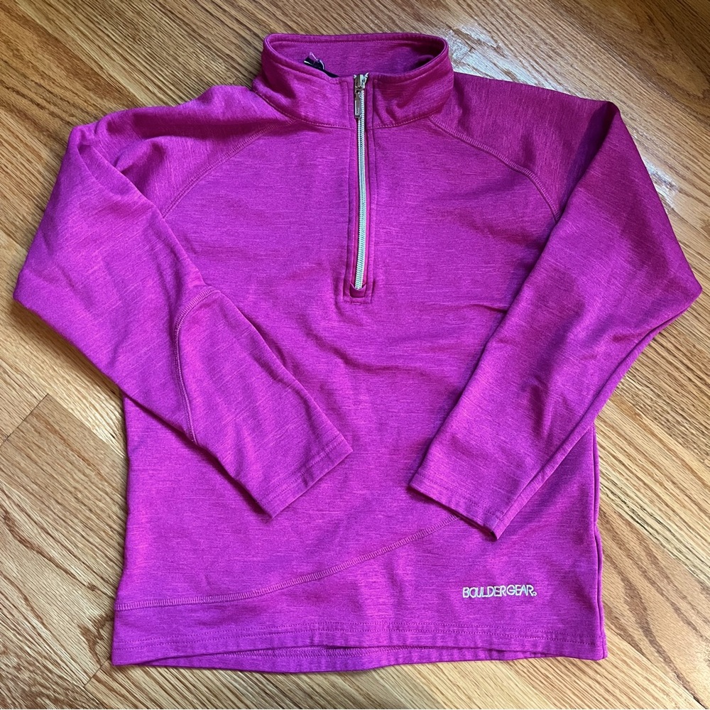 Bouldergear raspberry colored quarter zip size large